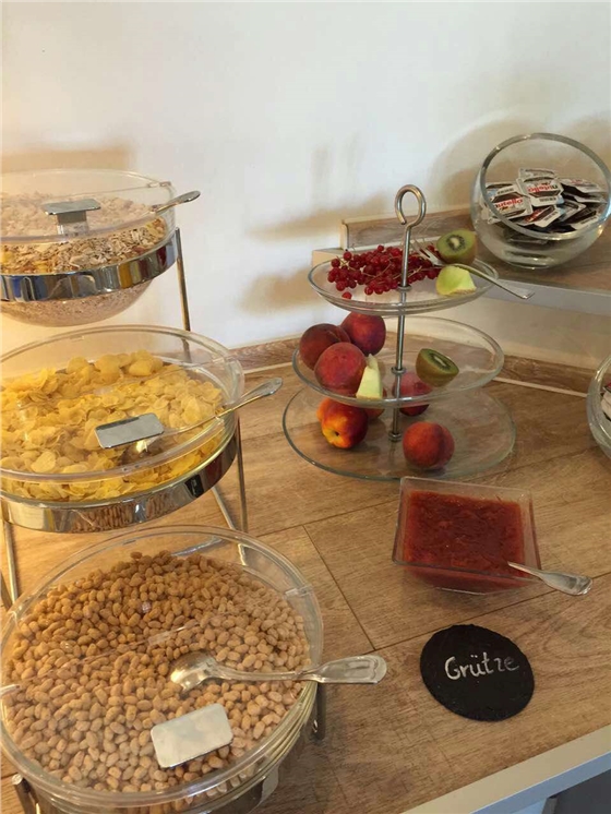 余教授德國鄉(xiāng)村行:住德國農(nóng)舍的度假體驗 余教授德國鄉(xiāng)村行:住德國農(nóng)舍的度假體驗